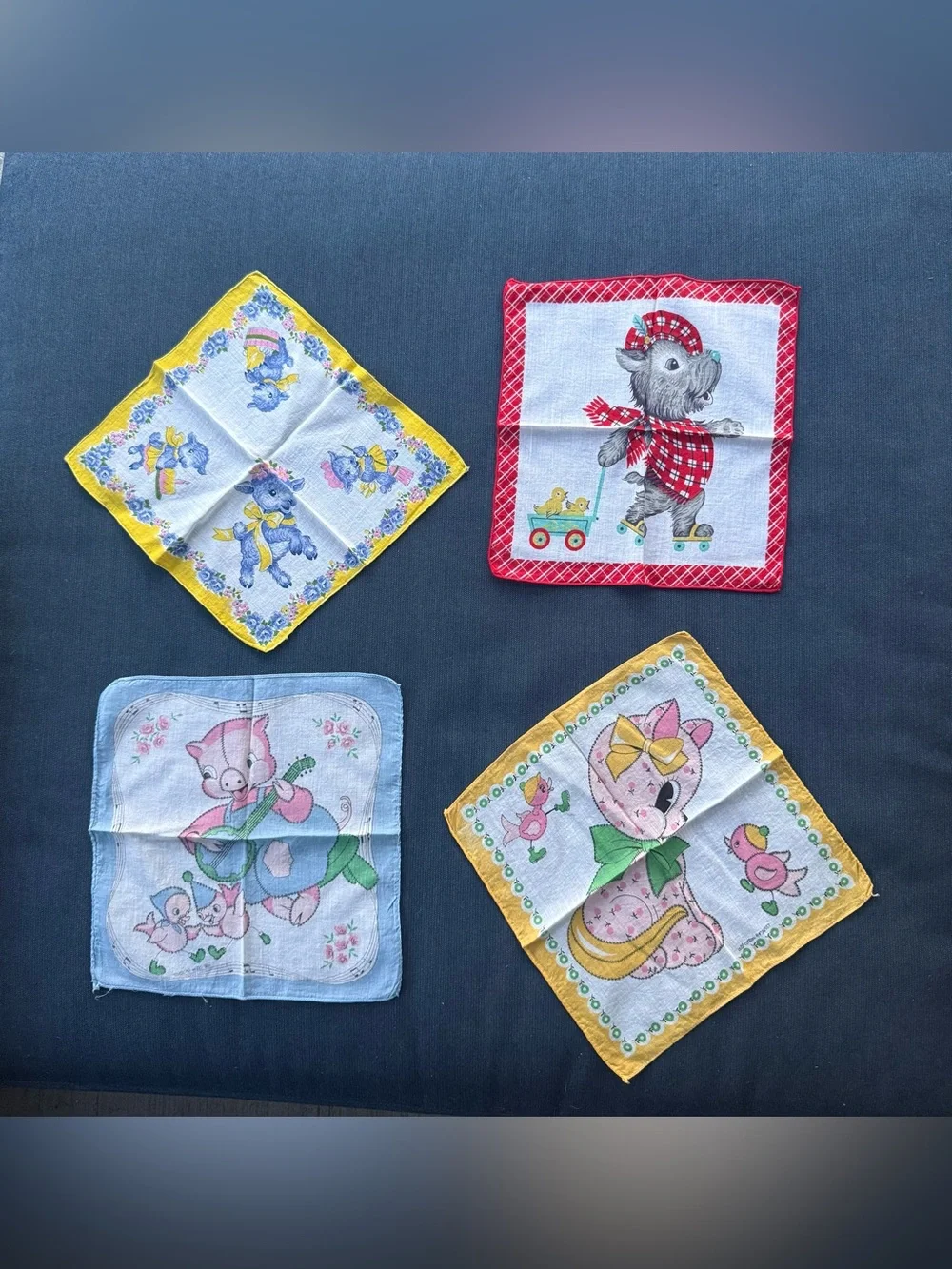 🆕VTG Child Handkerchiefs🆕